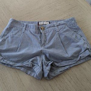 Abercrombie & Fitch shorts, women short Size 2